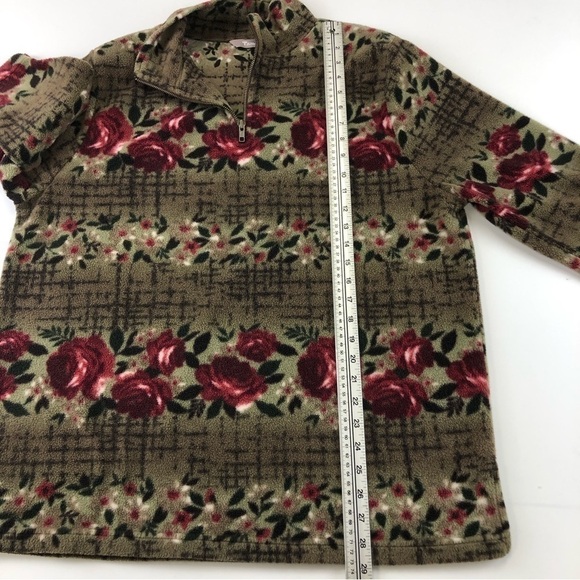 TanJay Rose Print Fleece - Picture 4 of 9
